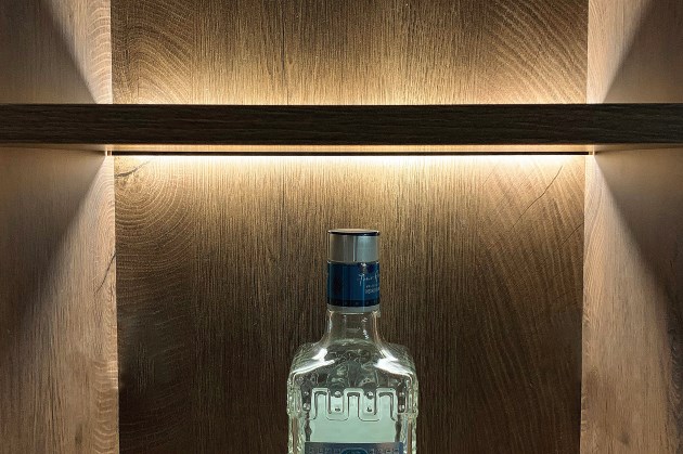 JA-LED掛式斜照木層板燈